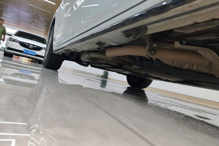 Used Toyota Sienna 2021 2.5L Hybrid Premium Edition
