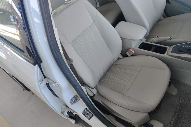 Used Ford Focus 2015 Sedan 1.6L Automatic Comfort Model