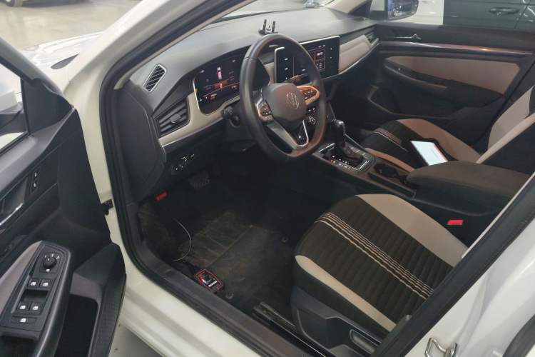 Used Volkswagen Bora 2024 200TSI DSG Comfort Edition
