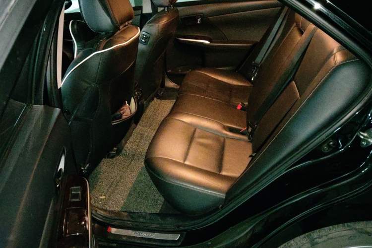 Used Toyota Camry 2016 2.0G 10th Anniversary Leading Edition