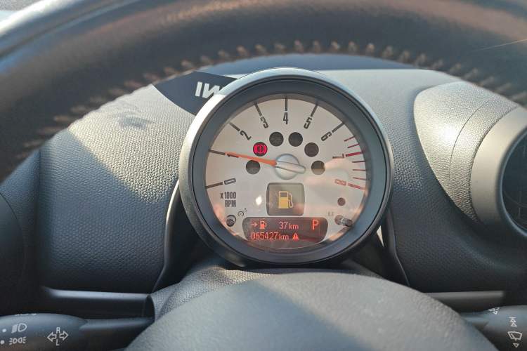 Used  Countryman 2011 1.6L ONE