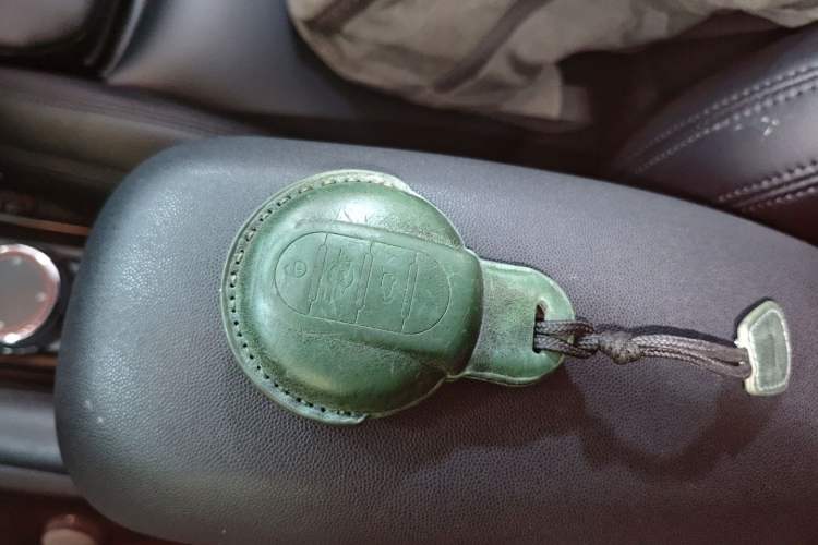 Used  MINI 2016 2.0T COOPER S Pioneer Edition
