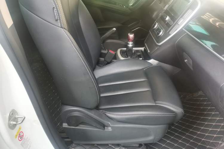 Used BYD Song MAX 2017 1.5T Manual Smart Connect Luxury 7-Seater