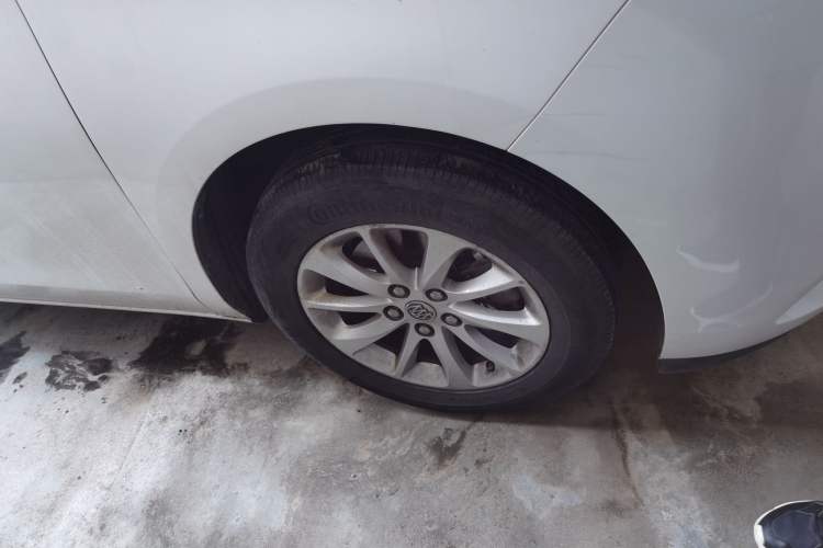 Used Buick GL8 2018 ES 28T Premium Model China VI Standard