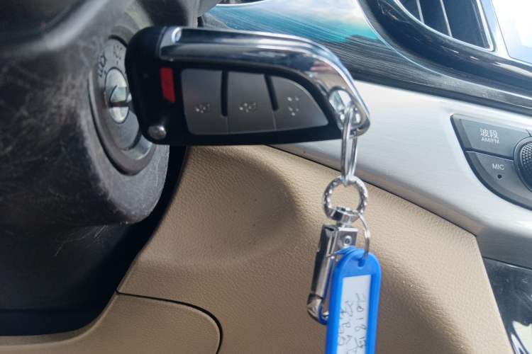 Used Baojun 730 2016 1.5L Manual Comfort Version 7 Seats China V Emission Standard
