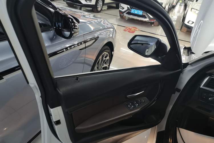 Used BMW 3 Series 2018 320Li xDrive Fashion Model
