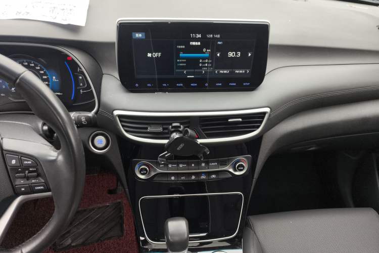 Used Hyundai Tucson 2020 280TGDi Two-Wheel-Drive GLS Fashion Edition China VI Standard
