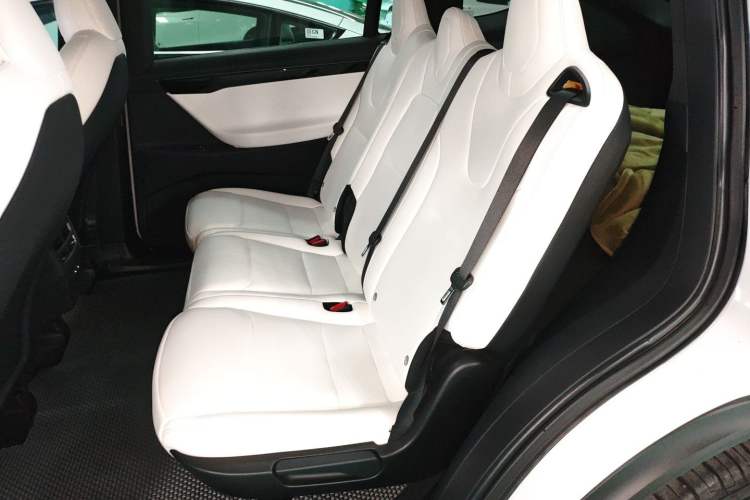 Used Tesla Model X 2019 Long-Range Version
