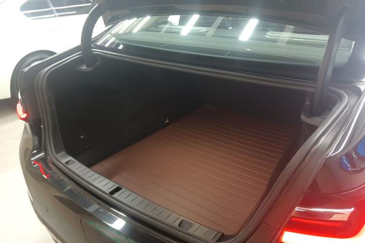 Used BMW 7 Series 2021 730Li Luxury Package
