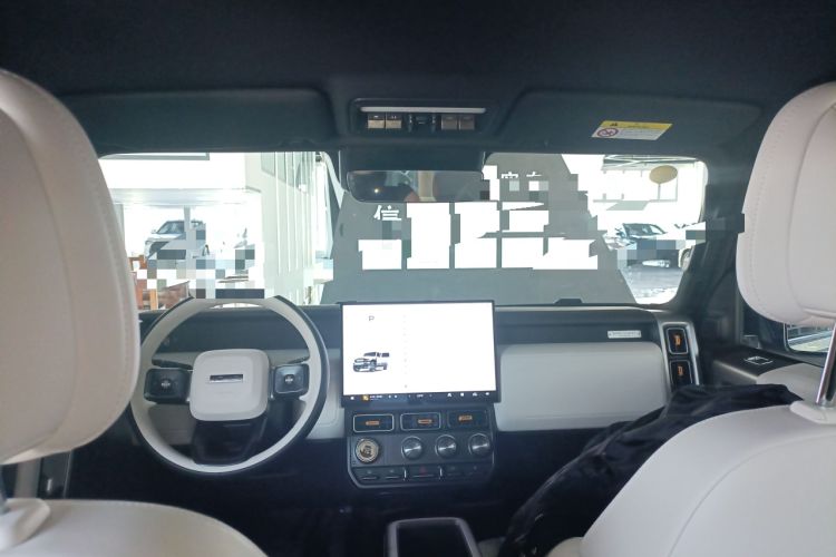 Used  V23 2025 401 Two-Wheel Drive Intelligent Driving Version
