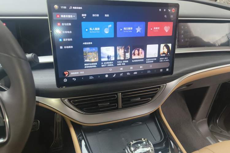 Used Denza D9 2025 DM-i Intelligent Drive 1020 Four-Wheel Drive Flagship Model