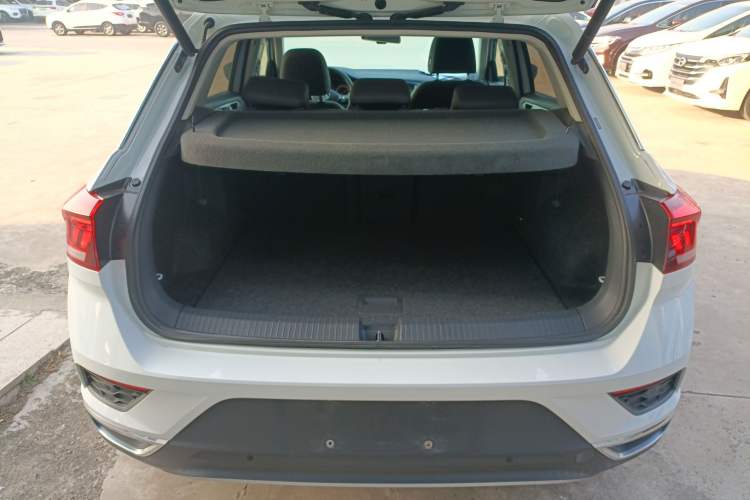 Used Volkswagen T-ROC 2019 280TSI DSG Two-Wheel Drive Comfort Version China VI Standard
