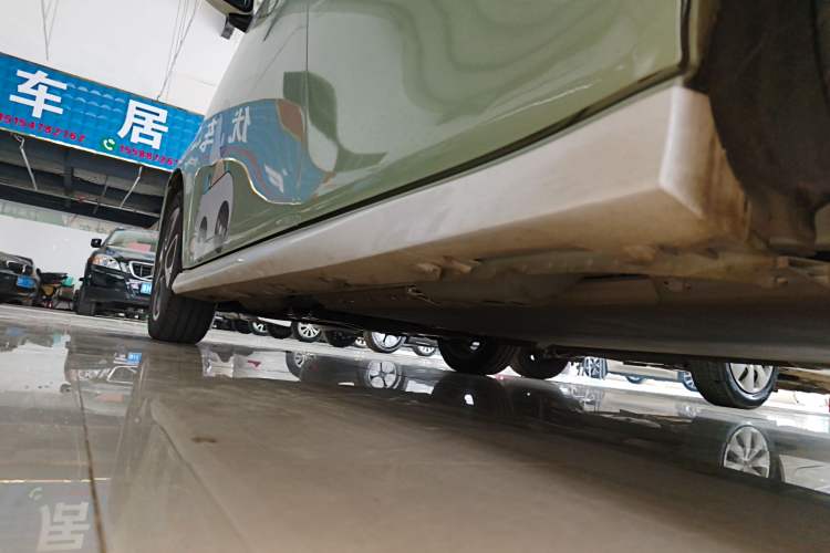 Used ORA White Cat 2022 Xiaoyue Mao Edition 360 km Luxury Model Lithium NMC
