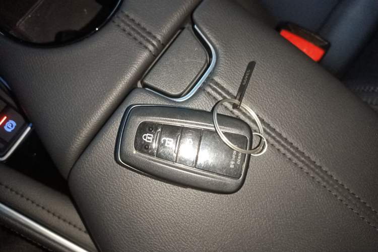 Used Toyota Avalon 2022 2.0L Luxury Edition
