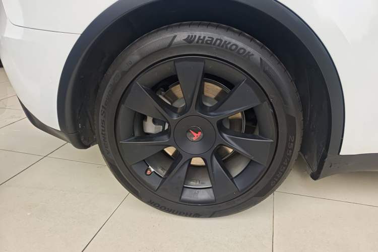 Used Tesla Model Y 2022 Rear-Wheel-Drive Version
