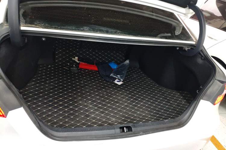 Used Toyota Camry 2019 2.0G Luxury Edition China VI Standard
