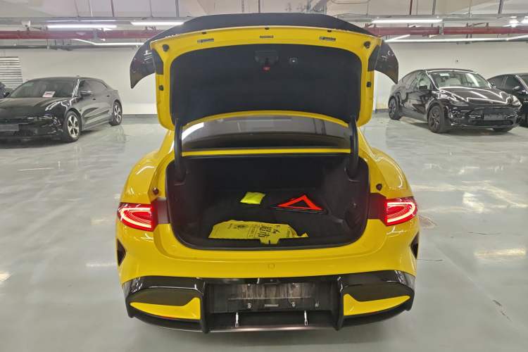 Used  SU7 Ultra 2025 Ultra Model
