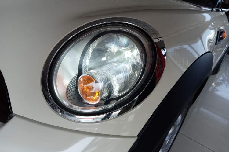 Used  Clubman 2011 1.6L ONE