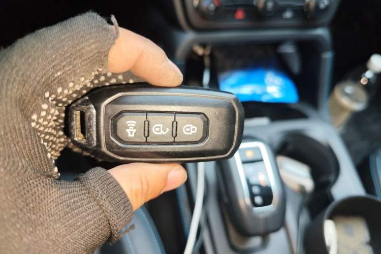 Used Ford Ranger 2023 Shanlin Two-Wheel Drive Automatic Version Gasoline
