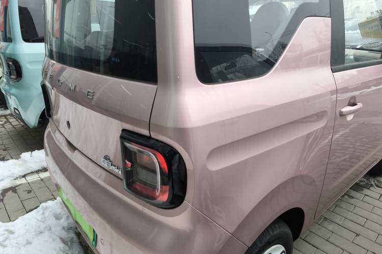 Used  Panda 2025 210 km – Yuanqi Bear
