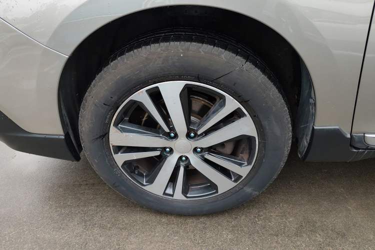 Used Subaru Outback 2019 2.5i Sport Navigation Edition with EyeSight
