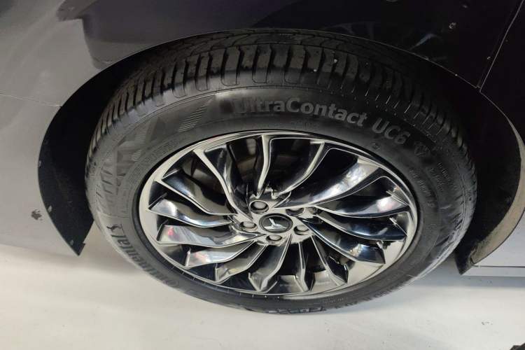 Used VOYAH Dream 2022 Low-Carbon Edition Dream+ Smart Enjoyment Package
