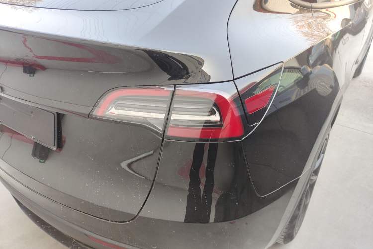 Used Tesla Model Y 2021 Standard Range Rear-Wheel Drive Version