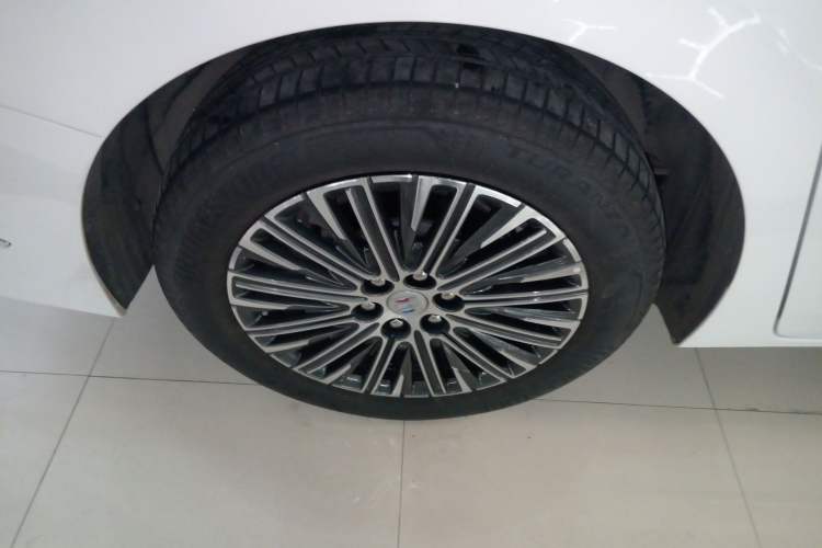 Used Buick GL8 New Energy 2024 Lu Zun Luxury Edition 7-Seater
