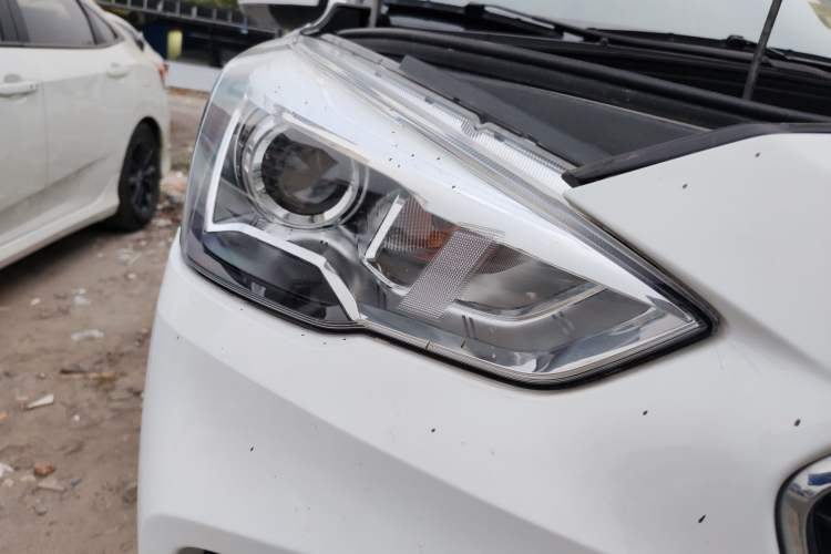 Used Haval M6 2019 1.5T DCT Two-Wheel Drive Elite Version China V Standard