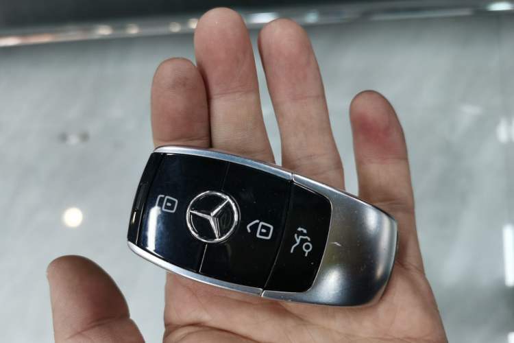 Used Mercedes-Benz E-Class 2022 E 260 L
