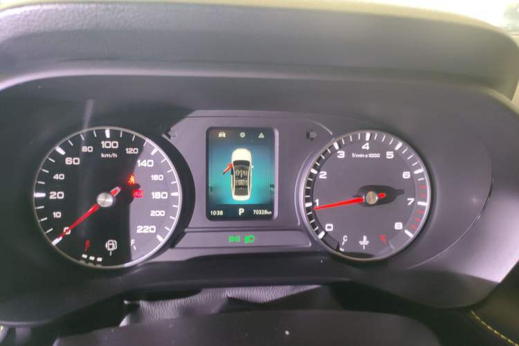 Used Roewe i5 2021 1.5L CVT Platinum Edition
