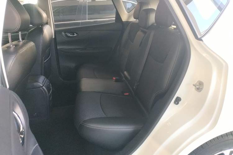 Used Nissan Tiida 2019 1.6L CVT Smart Drive Version China VI Standard