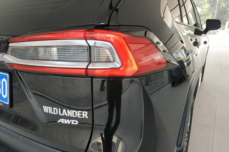 Used Toyota Wildlander 2023 2.0L CVT Four-Wheel Drive Luxury PLUS Edition
