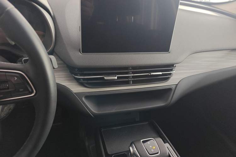 Used Hongqi E-QM5 2024 560km PLUS