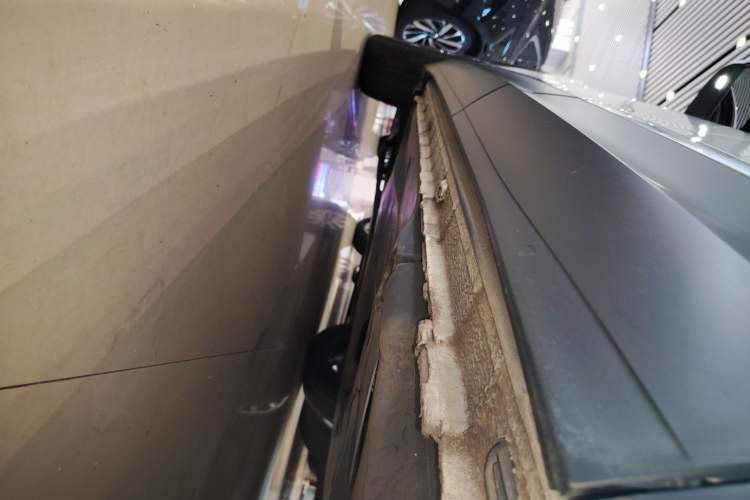 Used Volkswagen Tiguan L 2019 330TSI Automatic Two-Wheel Drive Smart Luxury Version China VI Standard
