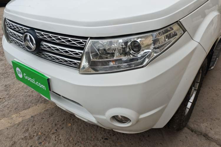 Used  Beijing BW007 2015 2.0L two-wheel drive Comfort version
