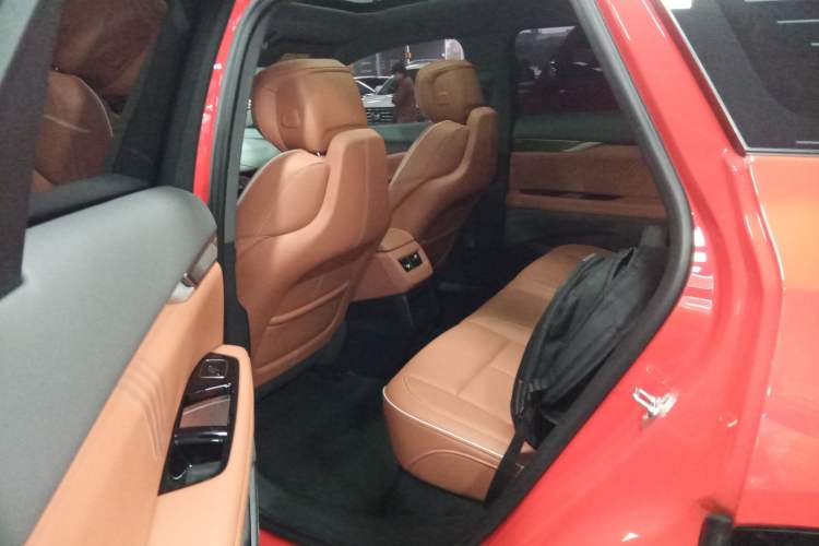 Used Cadillac OPTIQ 2024 Four-Wheel Drive Long-Range Version