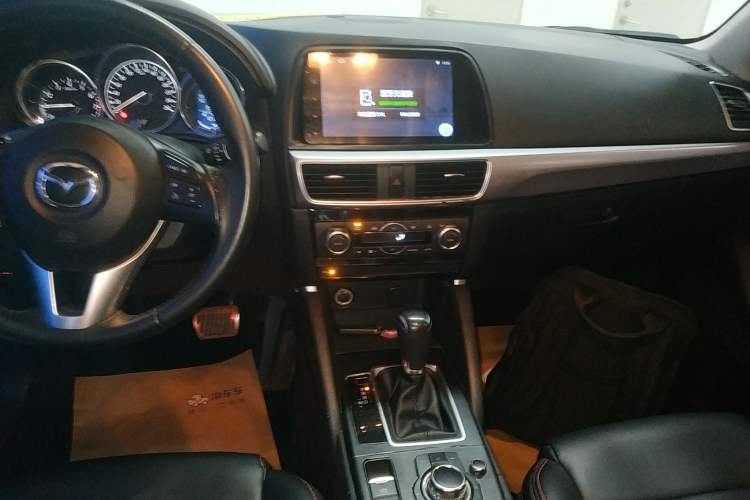 Used Mazda CX-5 2015 2.0L Automatic Two-Wheel Drive Urban Version
