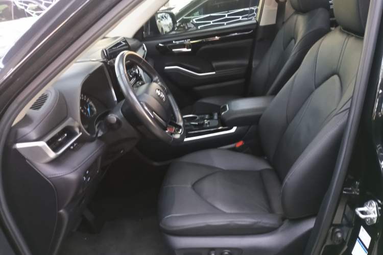 Used Toyota Highlander 2022 Dual-Engine 2.5L Four-Wheel Drive Prestige Version 7 Seats