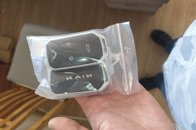 Used Cowin Kunlun 2025 1.5T Peak Edition 5 Seats