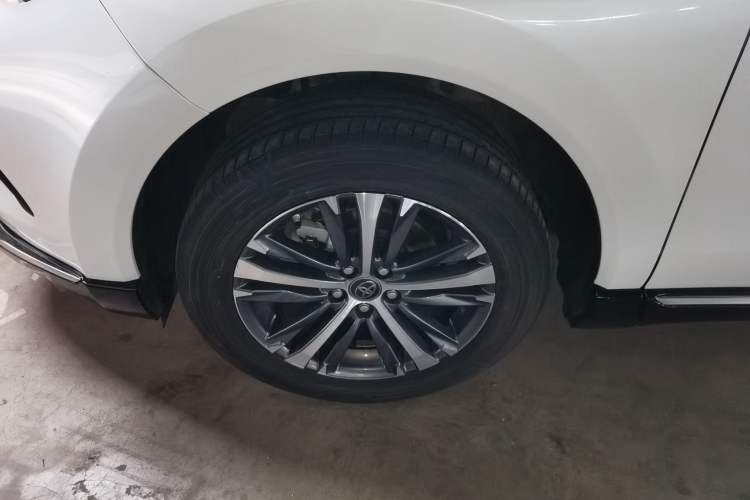 Used Toyota Venza 2023 2.0L CVT Two-Wheel Drive Luxury Edition