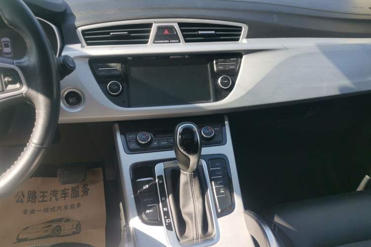 Used Geely Auto Emgrand X7 Sport 2016 1.8TD Automatic Smart Connectivity Version