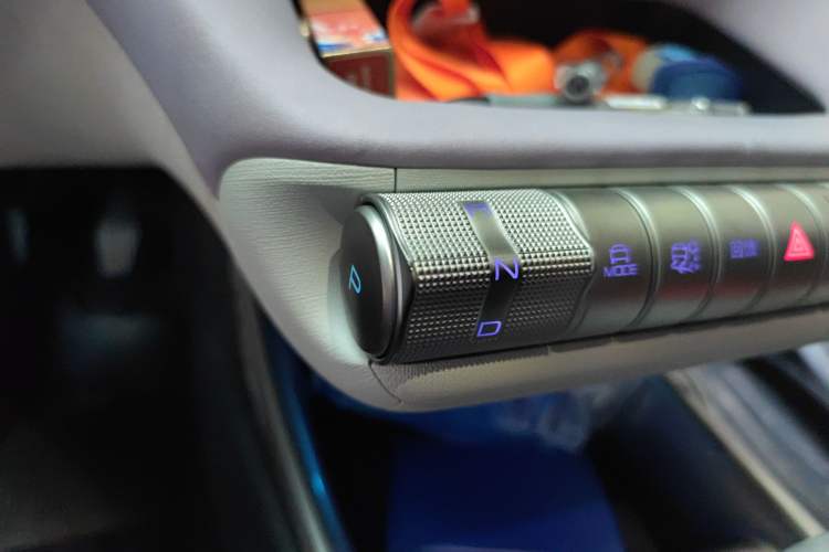 TDK.VehicleDetails.img