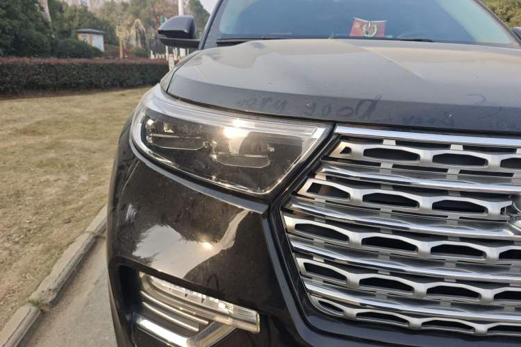 Used Ford Explorer 2020 EcoBoost 285 4x4 Titanium Edition 6 Seats
