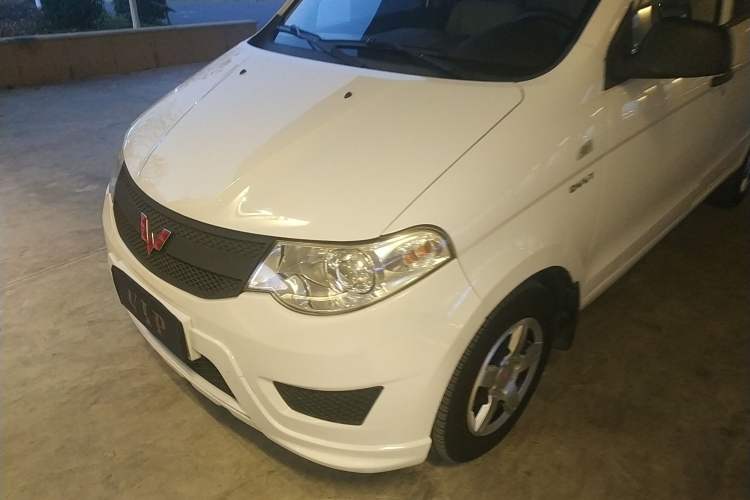 Used Wuling Hongguang 2015 1.5L S Basic Version China V Standard
