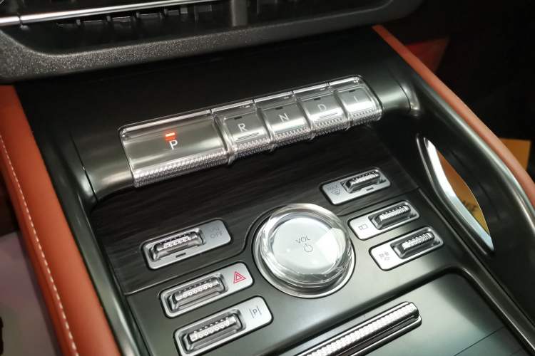 Used Lincoln Nautilus 2023 2.0T All-Wheel-Drive Luxury Edition
