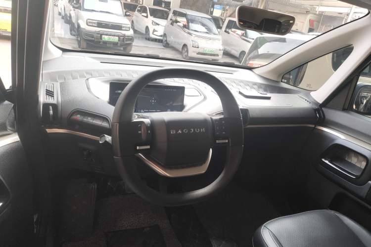 Used Baojun KiWi EV 2022 Artist Lite Edition Ternary Lithium