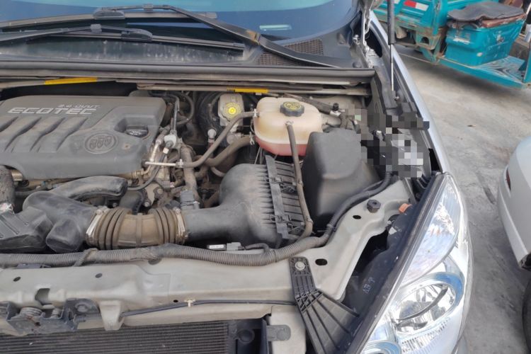 Used Buick GL8 2014 2.4L Executive Edition
