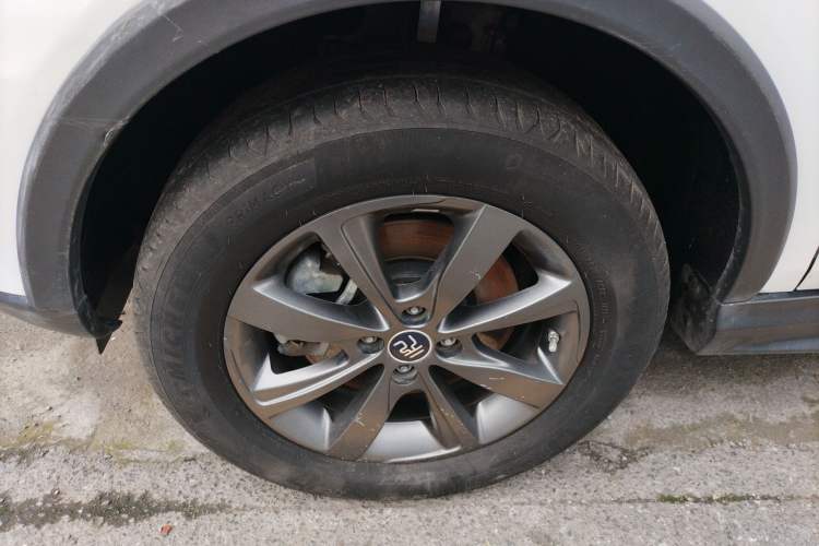 Used BYD Yuan New Energy 2019 EV535 Smart Connect Trendsetting Model
