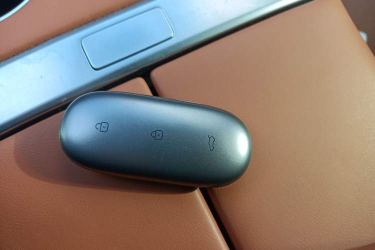 Used Li Auto L8 2023 Pro Model
